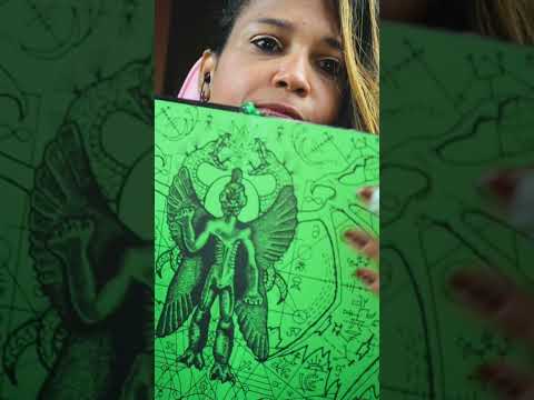 PSIU! Eu posso ler para você antes de DORMIR? #SHORTS #asmr #ASMRINAUDIVEL #ASMRLEITURA