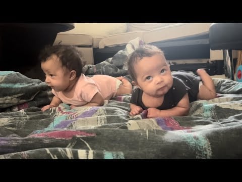 Vlog # 259 - Baby Head Up Competition