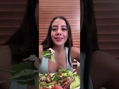 ASMR Watch me eat chipotle and catch up on what’s new with my life