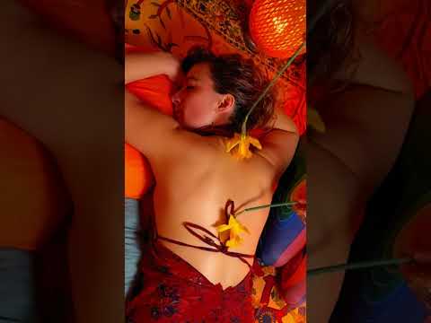Lightest flower tracing ever!! #asmrmassage #flowers #asmr #asmrtracing #realpersonasmr