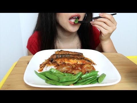 ASMR Sardines in Tomato Sauce Eating Sounds | Big Crunchy Peas Sound