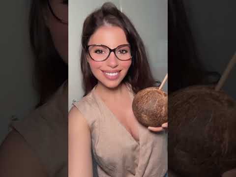 Urlaubsreif: Kokosnuss-Träume! 🥥☀️ #shorts #youtubeshorts