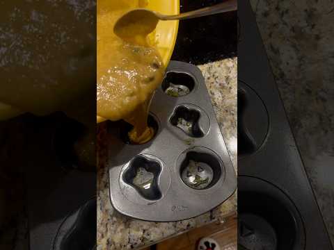 ASMR making pumpkin muffins👻🎃 #asmr #baking #halloween #spookyseason #pumpkin