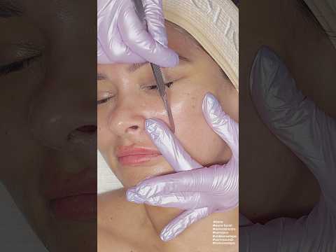 ASMR Dermaplaning