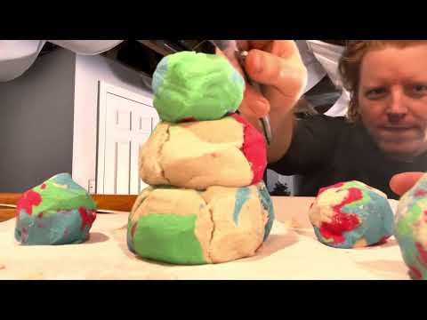 ASMR Playing With Kinetic Sand