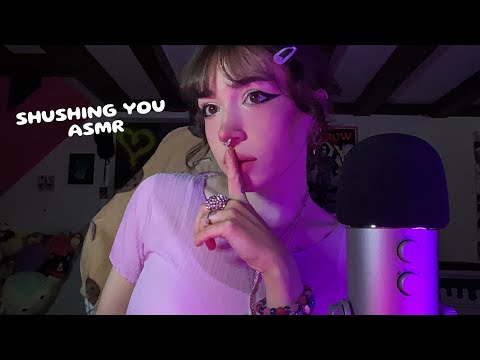 Shushing You So I Can Ramble ASMR | Finger Fluttering, Hand Movements, Whispering