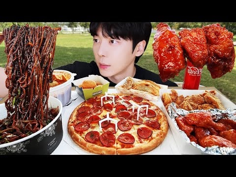 ASMR MUKBANG 야외 짜장면 양념 치킨먹방! 피자, 떡볶이, 치즈볼 FRIED CHICKEN AND BLACK BEAN NOODLES EATING