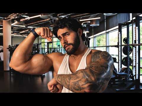 ASMR Flirty Gym Bro Roleplay 🏋🏽‍♂️  Male Soft Spoken | Gym Ambience