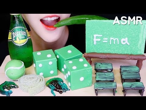 ASMR GREEN FOOD ASMR EDIBLE CHALKBOARD, DICE CHOCOLATE, CHILLI, GUMMY, CANDY ASMR NO TALKING