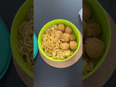 Food ASMR | Cooking and preparing my husband’s lunchbox 🍱 #maggigoreng #friedmaggi #malaysiafoodie