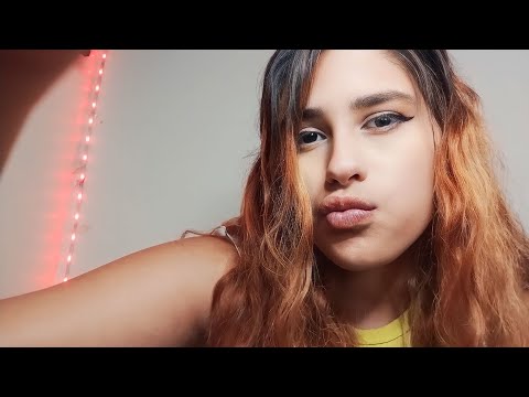 ASMR MASSAGEANDO SUAS ORELHAS/ + SUSSUROS