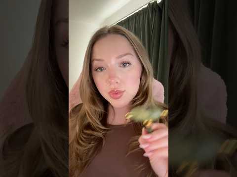Rolling your face ASMR  #tingles #visualtingle #relax #asmrvideo #mouthwhisper #triggersforsleep