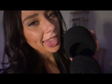 ASMR Mouth sounds & Mic Pumping (fast & aggressive style) 