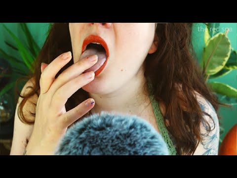 ASMR close up spit painting no talking