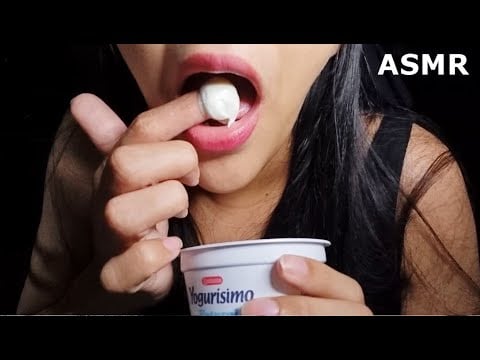 ASMR COMIENDO YOGURT CON EL DEDO | ASMR LAMIENDO YOGURT | ASMR en Español