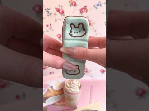 ASMR sticky tapping squishy treats 🍰🧁 #asmr #squishy #relaxation #forsleep