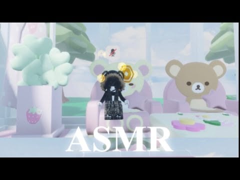 ASMR playing Roblox with mouth sounds 💋✨