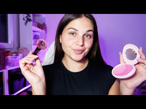 ASMR POV : LA FILLE POPULAIRE TE MAQUILLE POUR TON DATE