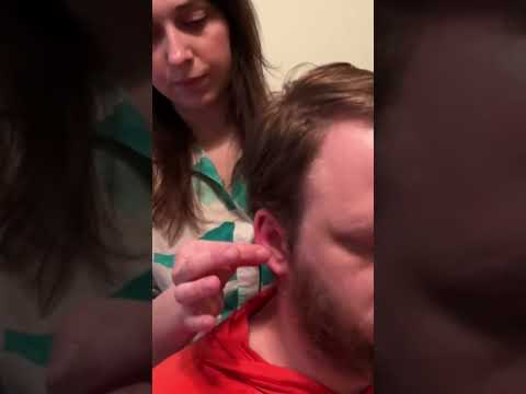 ASMR Ear Massage #realpersonasmr #earmassage #extratingles #oddlysatisfying