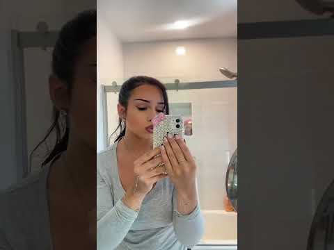 bling scratching asmr🎀 #asmr #asmrgirl #lowqualityasmr #sleepy #asmrvideo #asmrtrigger #asmrscratch
