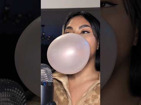 Dubble Bubble And Anglo Bubbly #asmr #bubblegum #youtube #asmrsounds #chewinggum #subscribe #youtube