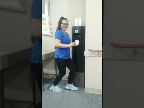 #funnyshorts #comedyshorts #dancinggirl #america #viralshorts #ofwlife #funnyvideo
