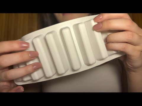 1 MINUTE ASMR| Tapping and Scratching