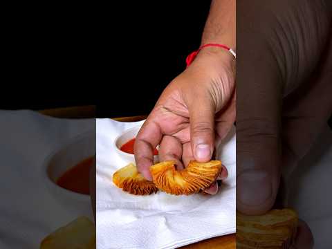 Crunchy potato twist ASMR  #shorts #trendingshorts #short #indianasmrworld