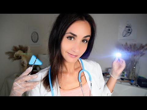 Studentessa di medicina ti visita | ASMR ITA | Medical Roleplay 👩‍⚕️