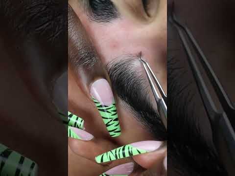 Crazy picking & tweezing HUGE eyebrows #asmr  #shorts #youtubeshorts  #shortsvideo