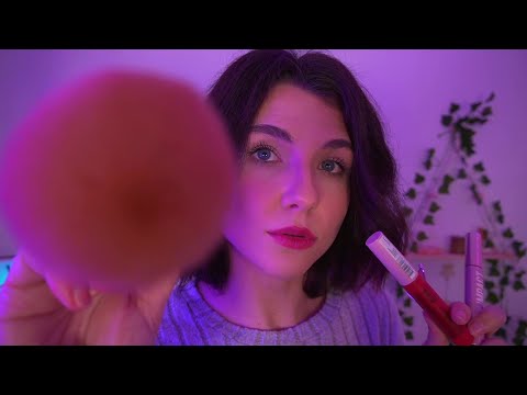 ASMR | TE MAQUILLO RÁPIDO (tienes UNA CITA en 20 min) *Susurros, tapping y mouth sounds*