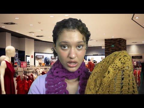 ASMR: VENDEDORA ARROGANTE TE ATENDE (ROLEPLAY)