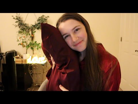 ASMR - Things That Help Me Fall Asleep 😴