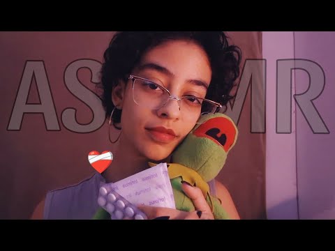 ASMR - AMIGA CUIDANDO DE VOCÊ COM CÓLICA 🩸 #2 (com música calma no fundo) | personal attention