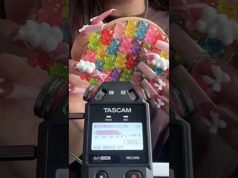 ASMR tapping & scratching with XXL nails 🌙😴 #asmr #asmrsounds