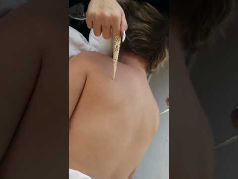 would you want an hour of the claws??One of my clients did!! #asmrmassage #asmrspa #softtouch #asmr
