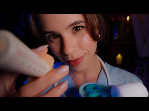ASMR 👂 Curativo na Sua Orelha pela Enfermeira da Ala Especial (com muita madeira)