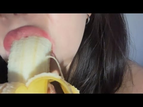 ASMR Banana Eating Sounds 🍌 | Crunchy, Soft Chewing & Relaxing Mouth Sounds | ASMR by Chinese Girl