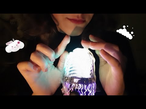 ASMR | Foam on the mic (+ saran wrap and mouth sounds)