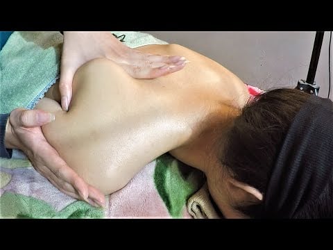 ASMR | Relaxing Scapula & Shoulder Massage | Gentle Scratching ASMR