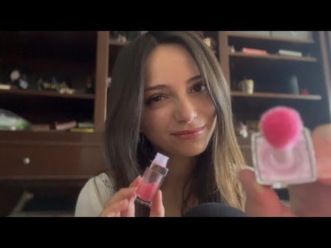 ASMR - Tingly mouth sounds  ( gloss, gel )
