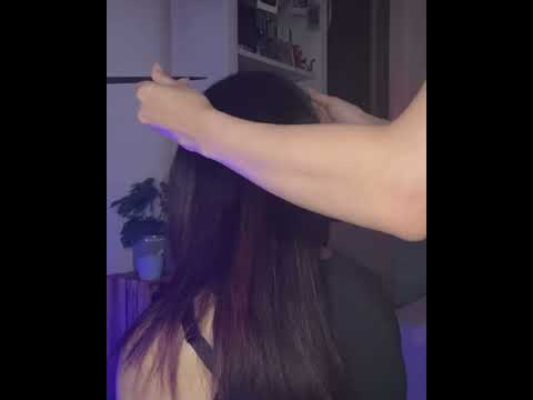 Hair brushing 🥰 guarda il video completo sul canale #asmr