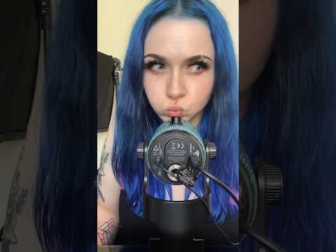swish 💧#asmr #watersounds #waterswishing #asmrwater #asmrwatersounds