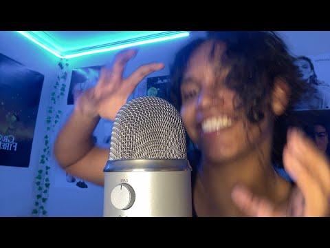 ASMR Fast and Aggressive Mouth Sounds, Hand Movements + tapping sounds 🎨