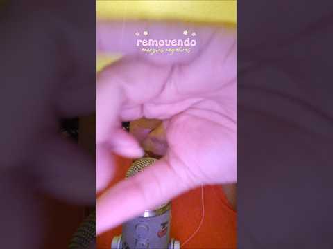 removendo suas energias negativas 💕 #asmr #relax #triggersforsleep #relax