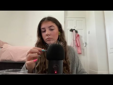 ASMR-removing pins from the microphone 