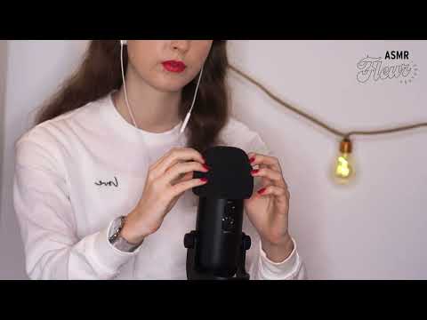 ASMR Scratching the blue yeti microphone