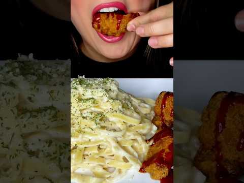 Crispy chicken wings #asmr #chicken #food #mukbang #shorts #friedchicken