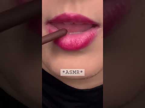 ASMR eating, Satisfying sounds #asmr #shorts #asmreating #asmrsounds #lips #asmrfood #asmrcomiendo