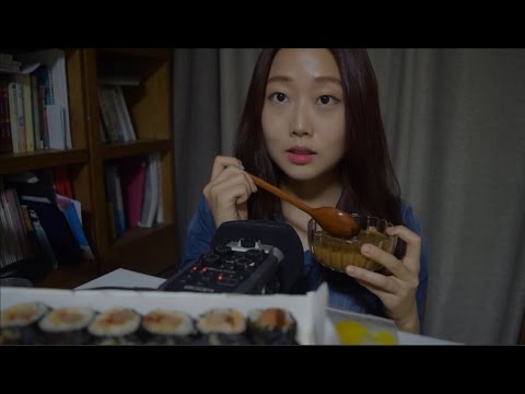 [한국어 ASMR] 스쿨푸드 김밥 잇팅 사운드 Kimbab Eating Sound